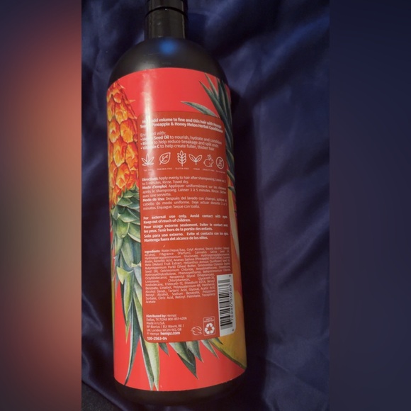 Hempz Herbal Conditioner with Sweet Pineapple & Honey Melon-Big Jug with Pump - Picture 3 of 4